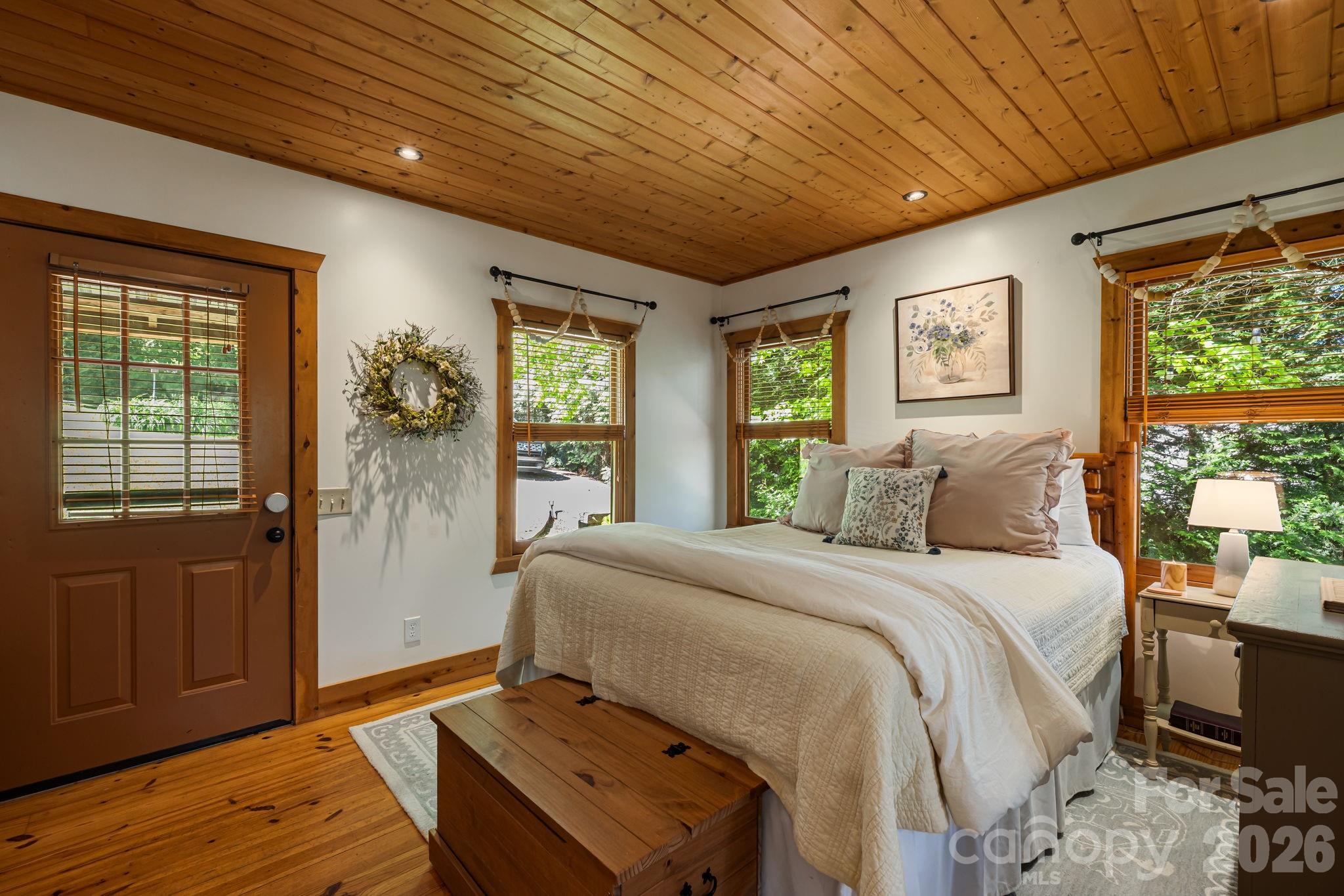 107 111 Hougie Heaven Lane Property Photo 31