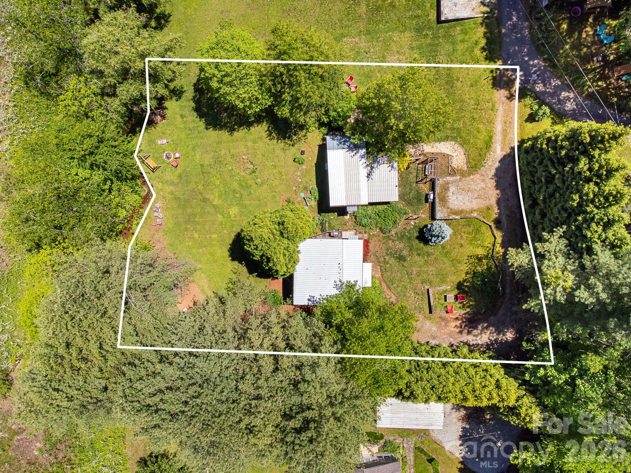 107 111 Hougie Heaven Lane Property Photo 48