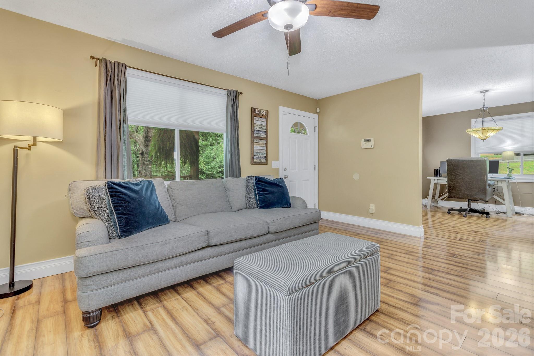 18 Mctindal Circle Property Photo 8