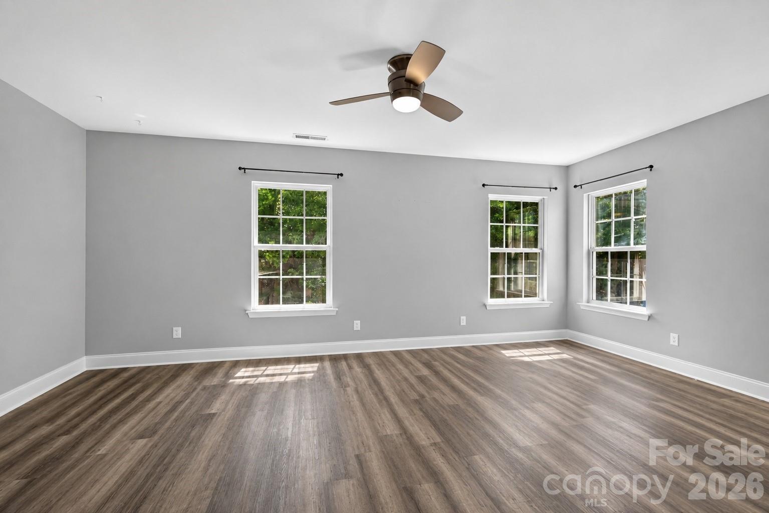 442 Tribune Drive Property Photo 16