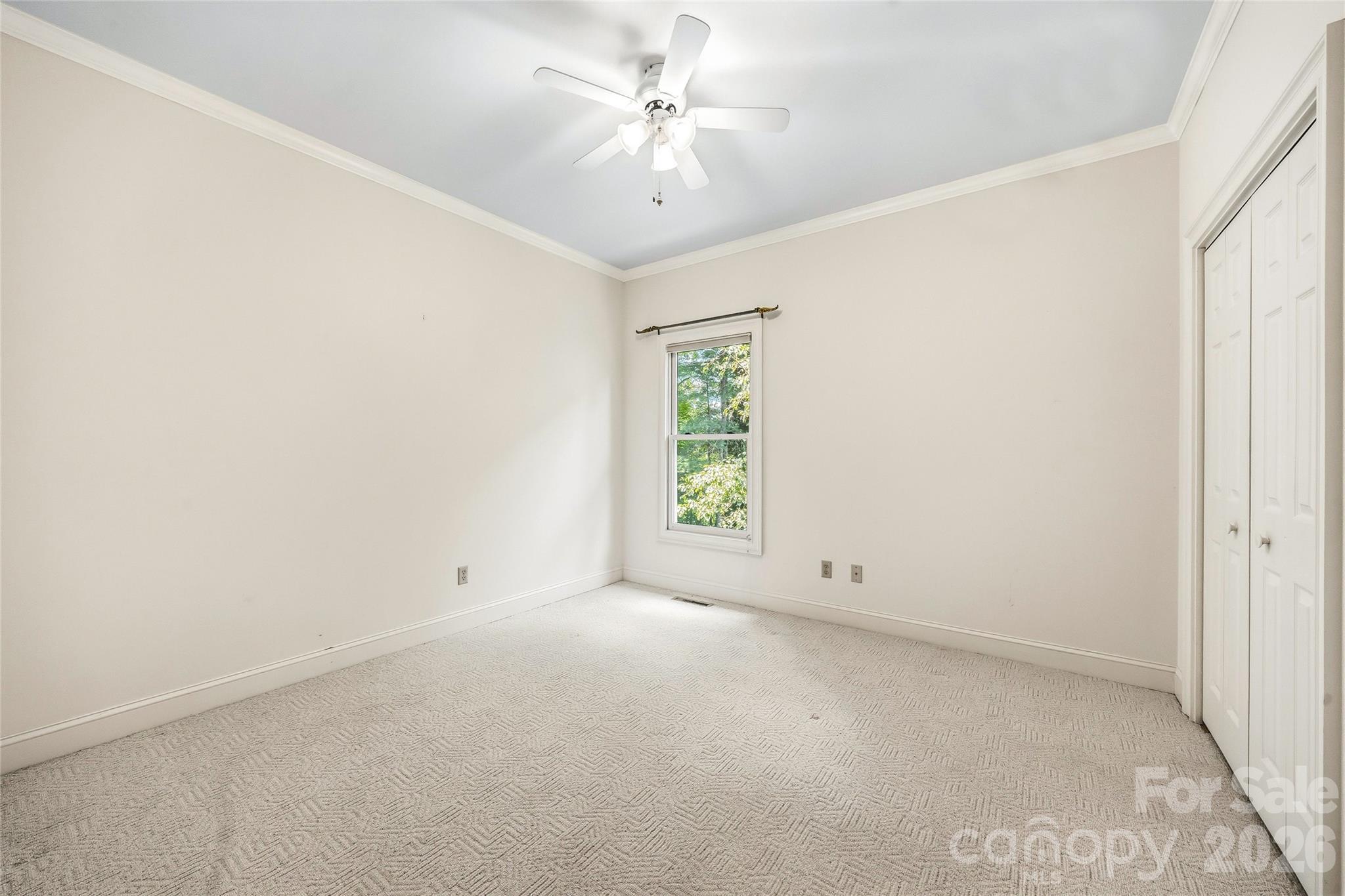 200 Teaberry Lane Property Photo 15