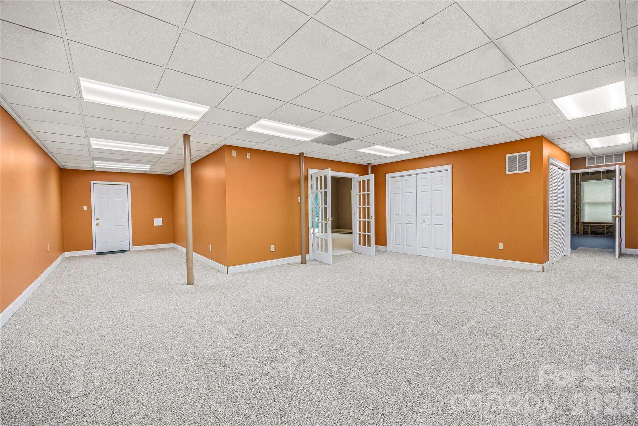 200 Teaberry Lane Property Photo 20