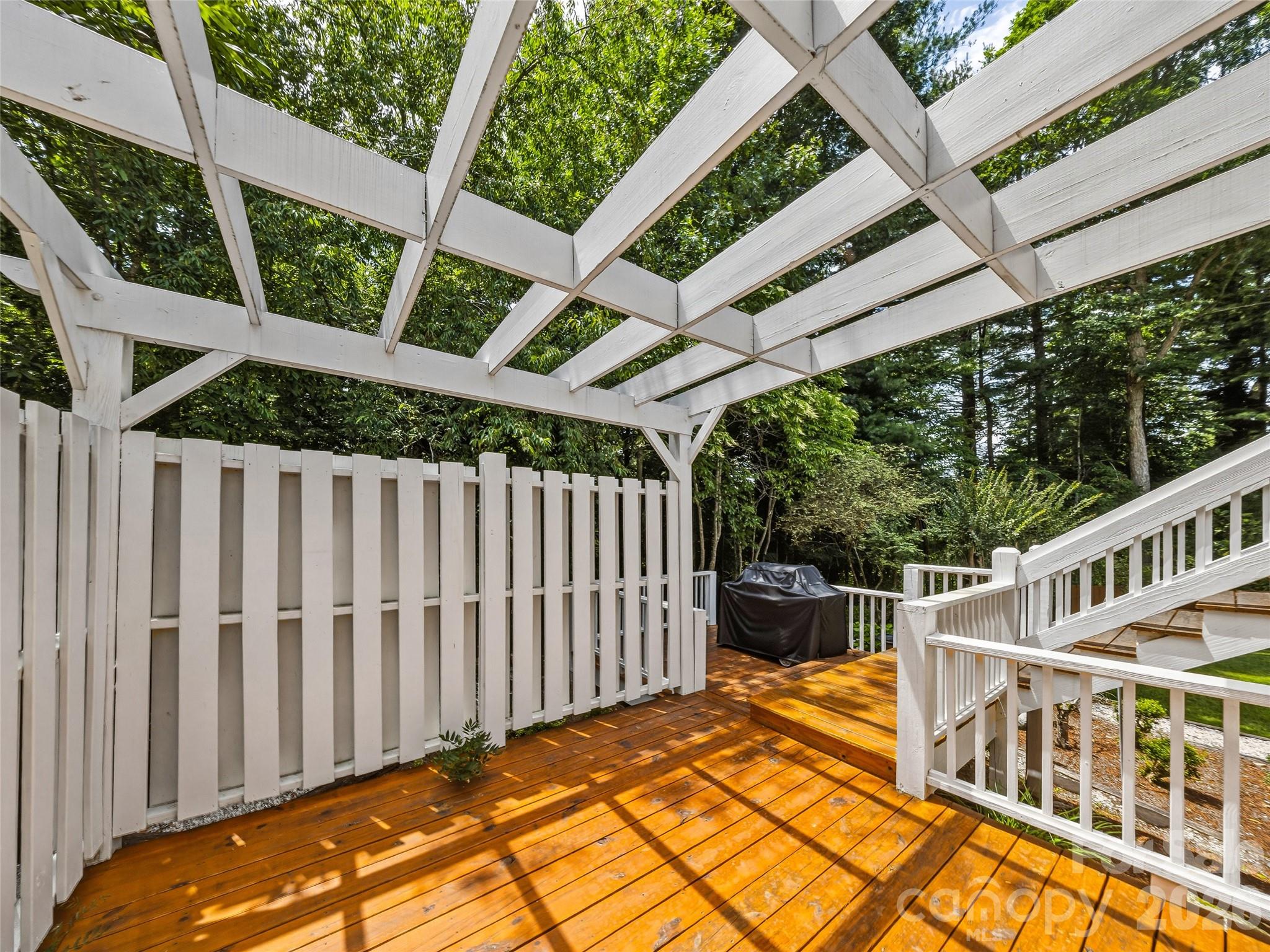 200 Teaberry Lane Property Photo 22