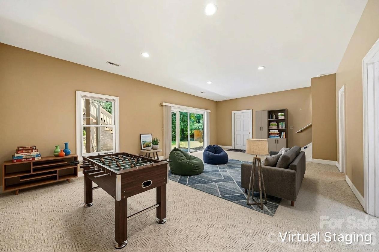 200 Teaberry Lane Property Photo 27