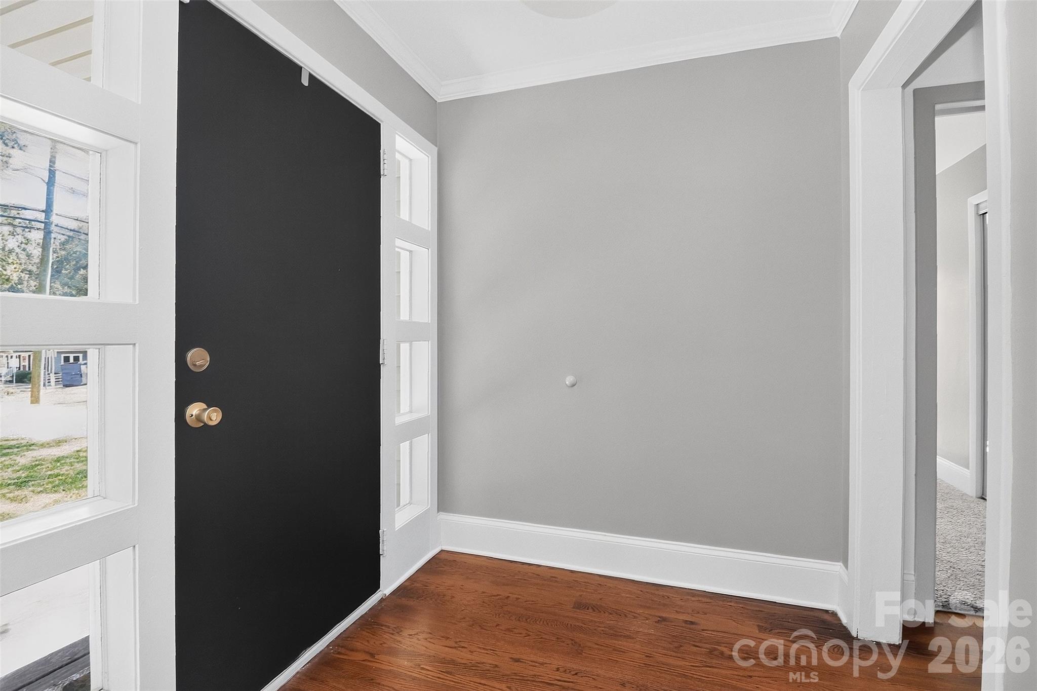 704 Lancaster Avenue Property Photo 7