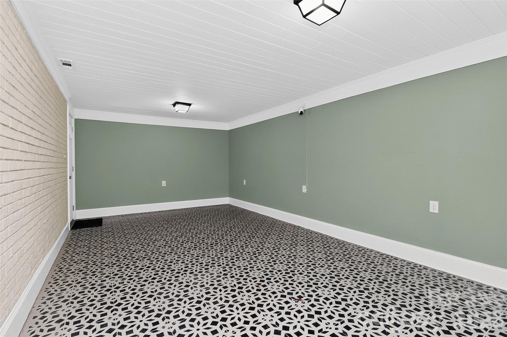 704 Lancaster Avenue Property Photo 22