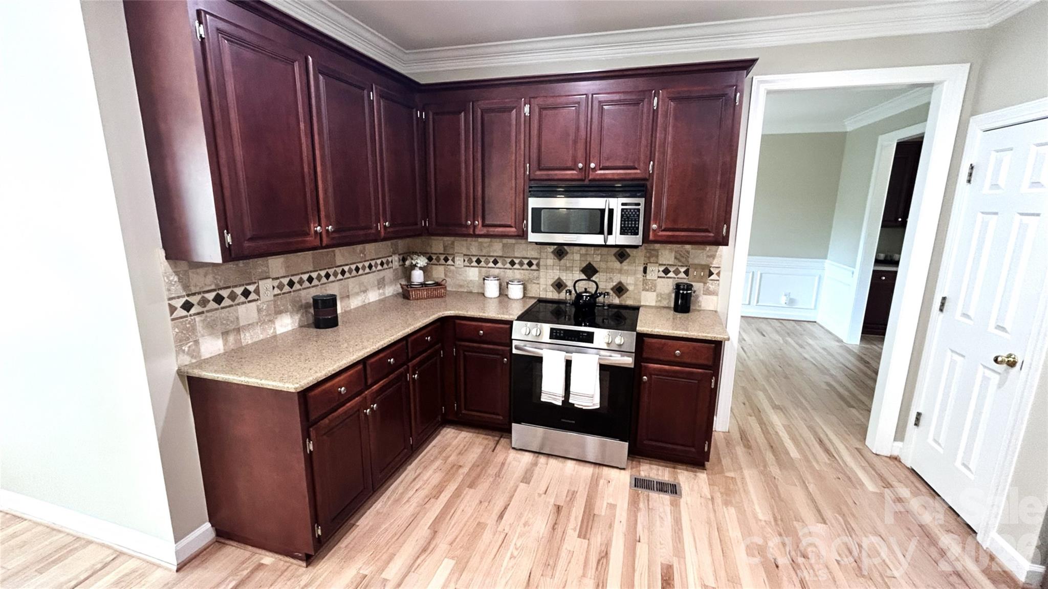 2127 Copperplate Road Property Photo 7