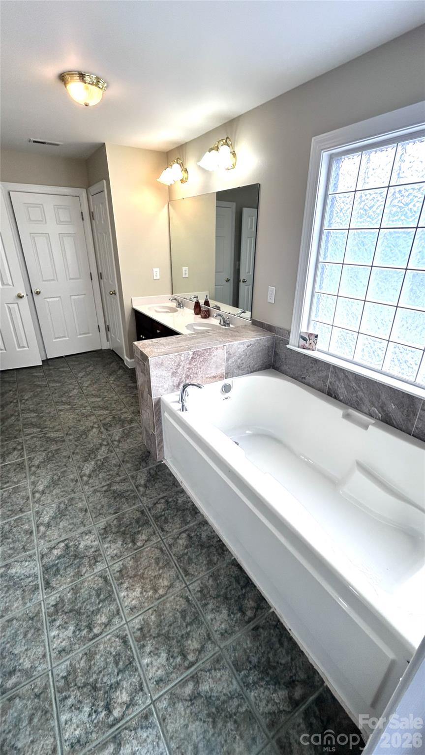 2127 Copperplate Road Property Photo 18