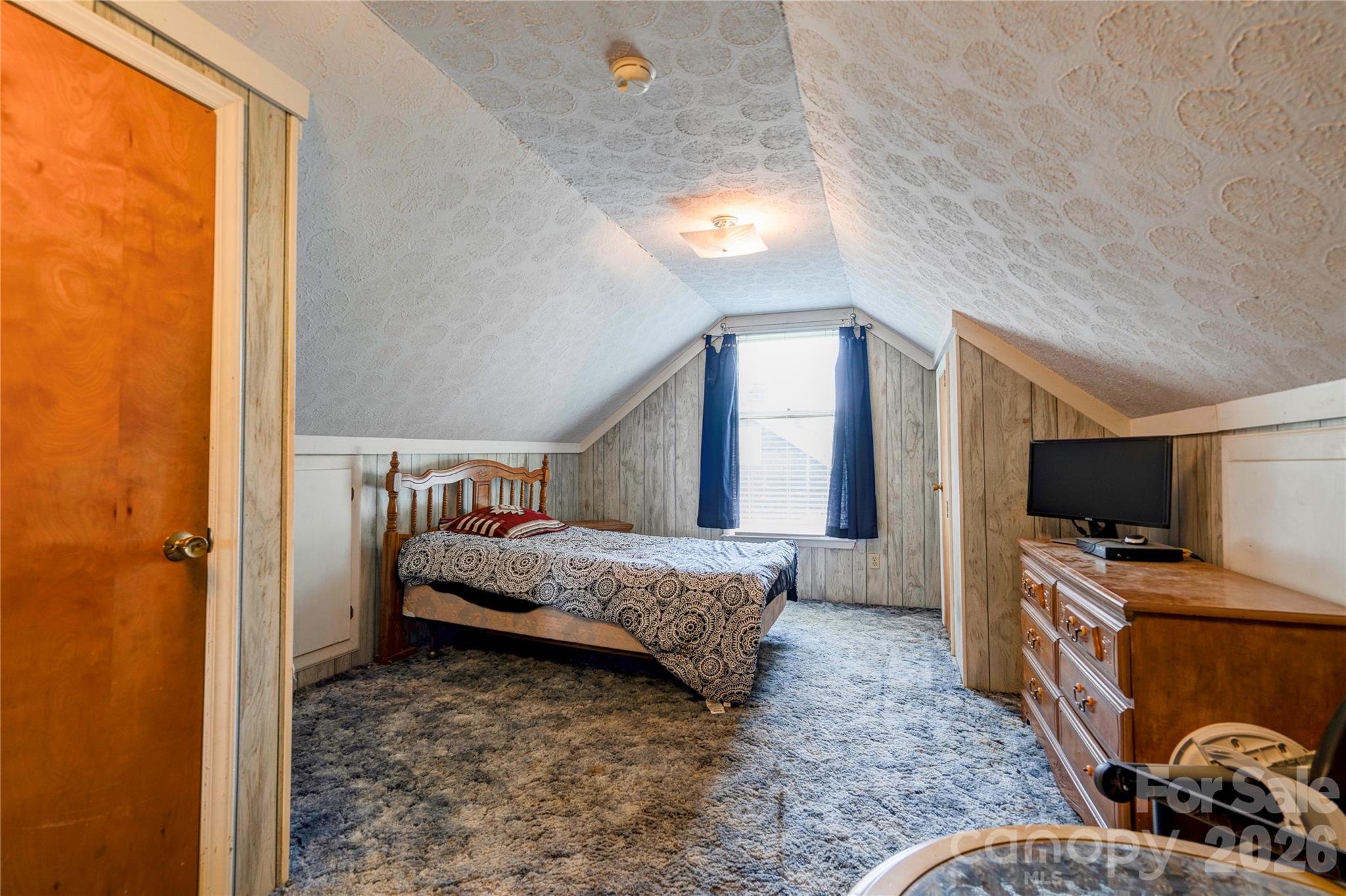 811 Kings Road Property Photo 19