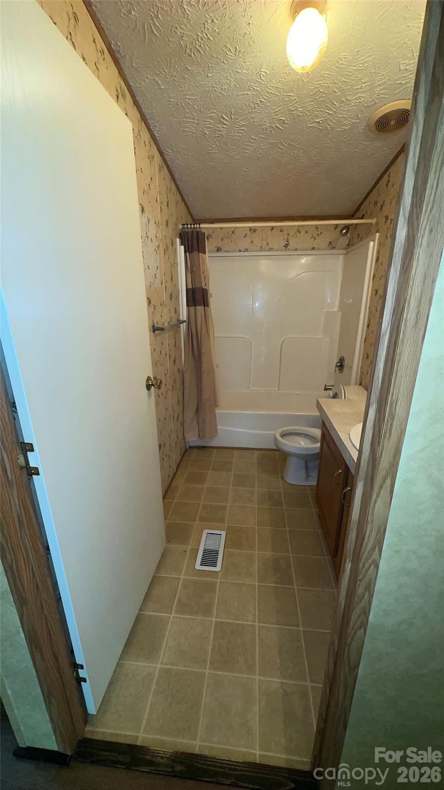 294 E Lester Lane Property Photo 9
