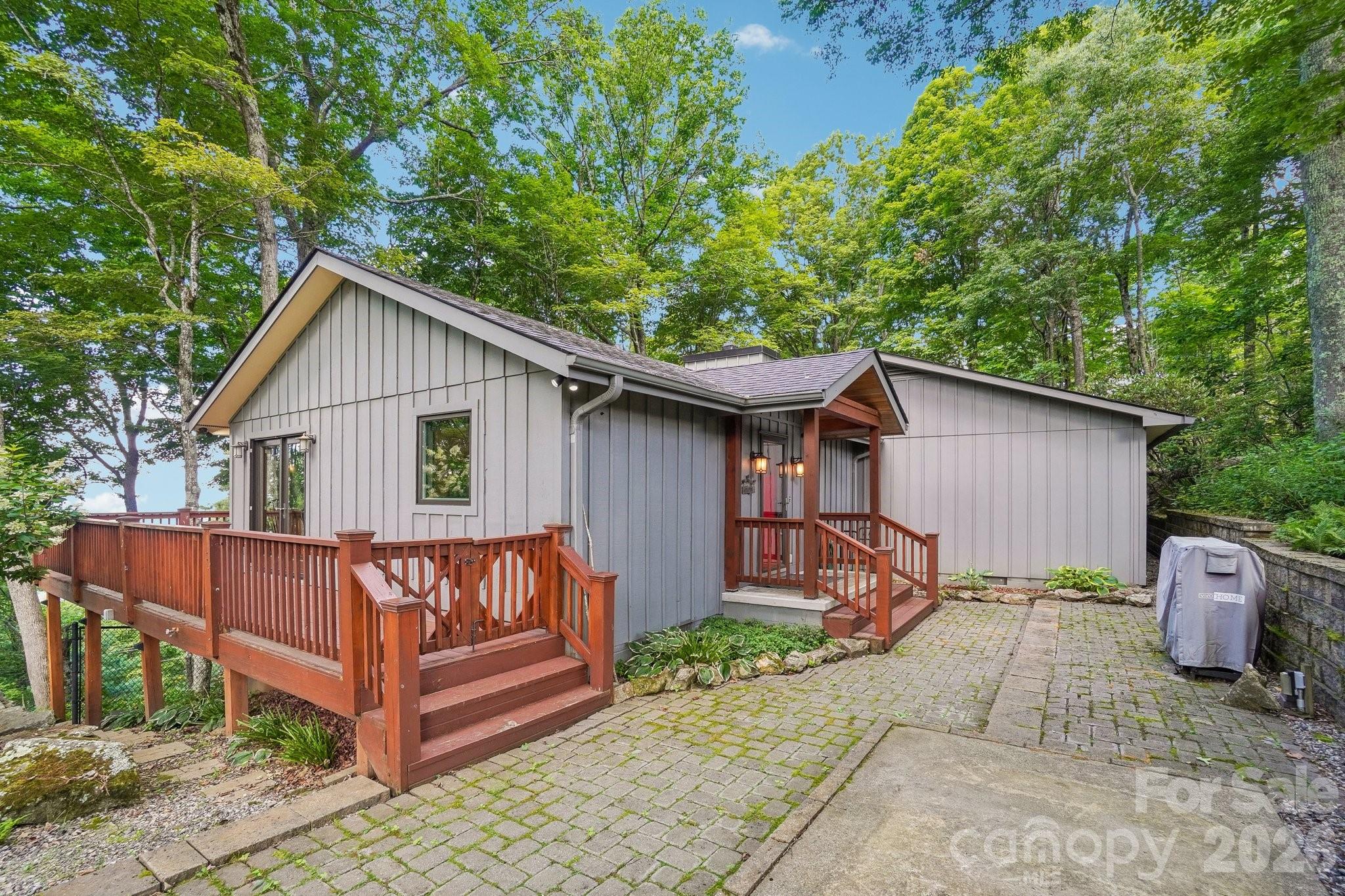 1209 Mckinney Gap Drive Property Photo 1