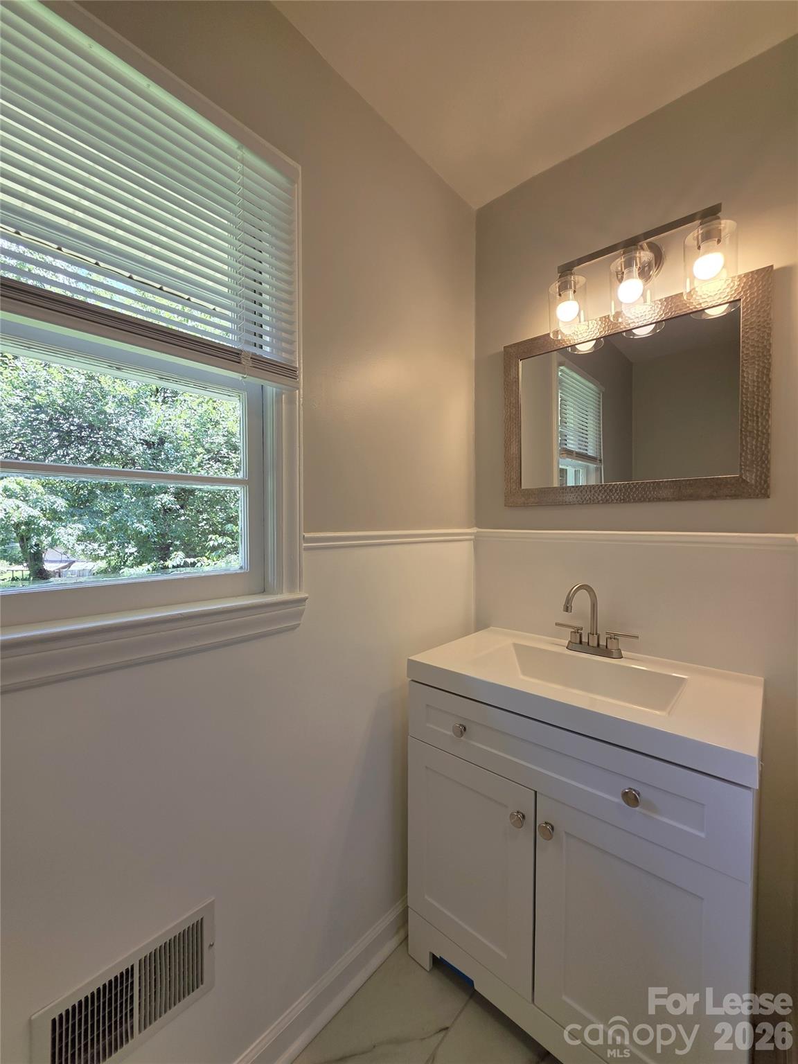 502 Cardinal Court Property Photo 15