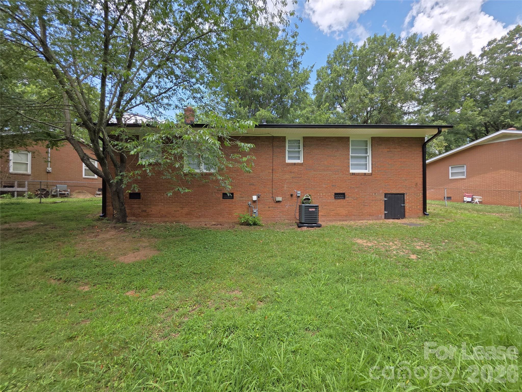 502 Cardinal Court Property Photo 18