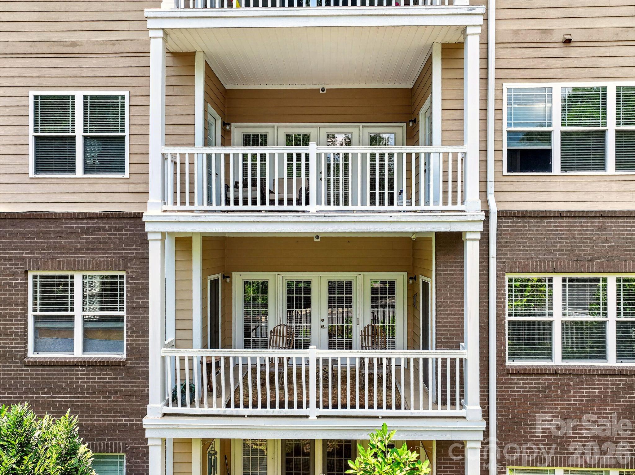 40 Hyannis Drive 202 Property Photo 12