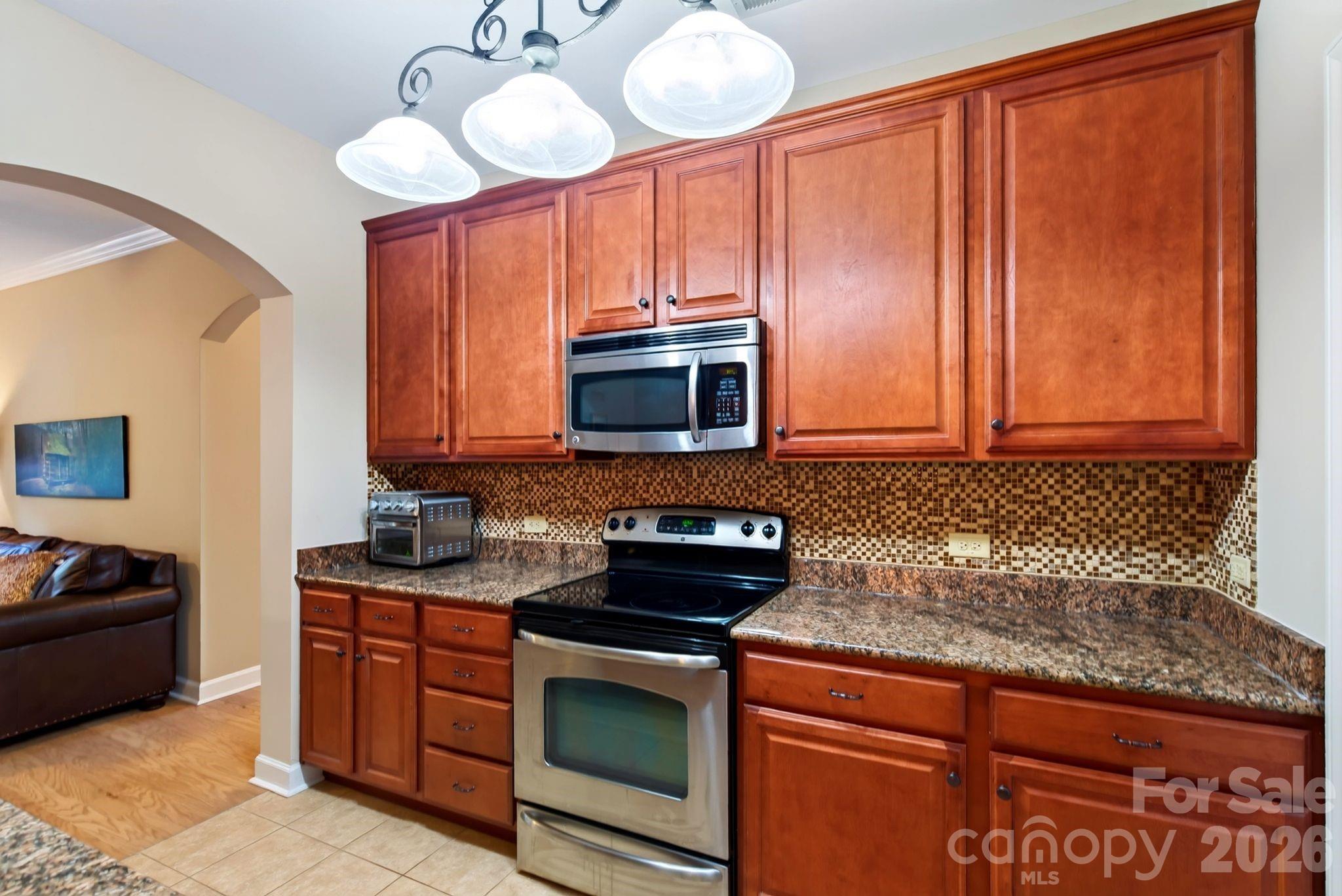 40 Hyannis Drive 202 Property Photo 19
