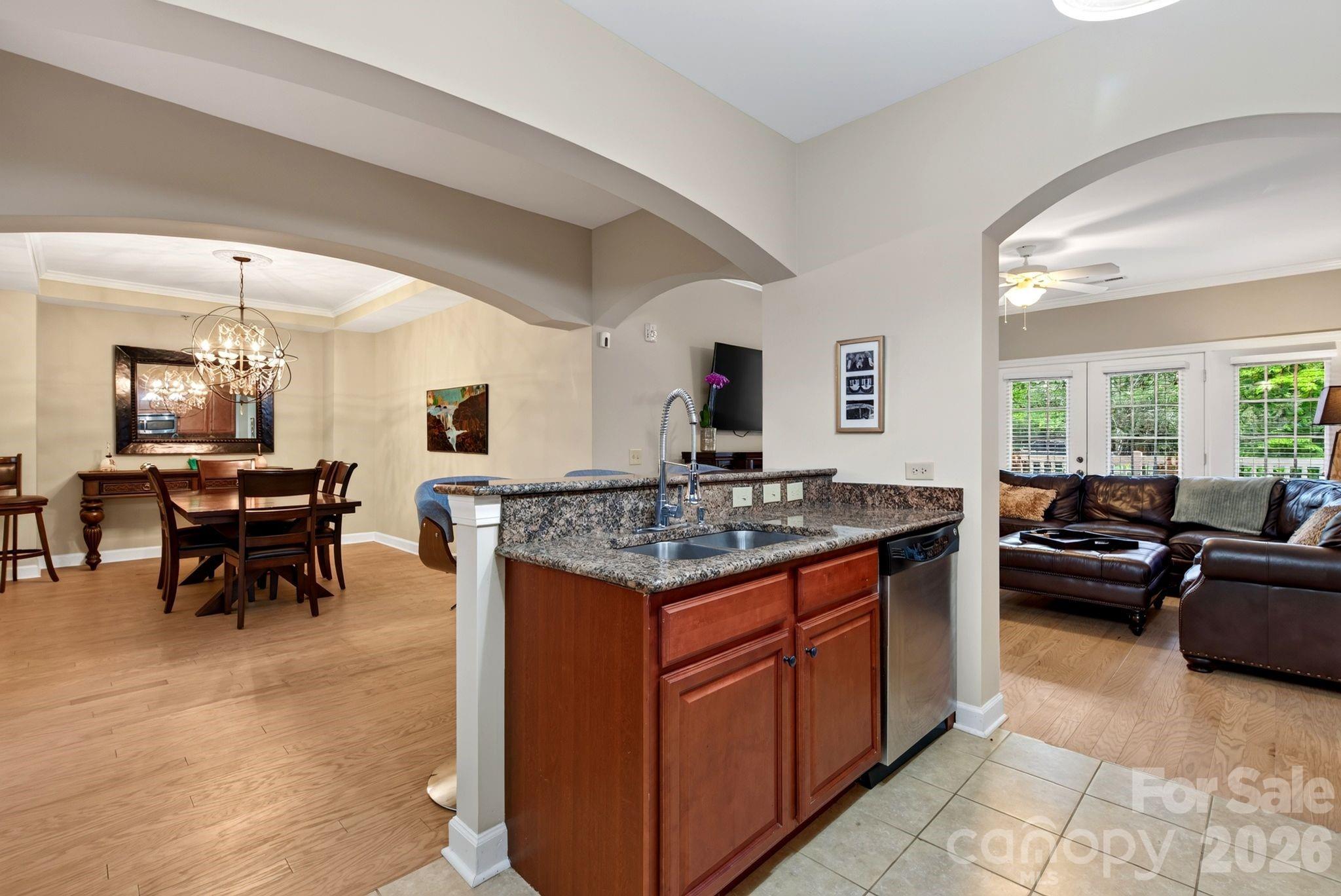40 Hyannis Drive 202 Property Photo 20