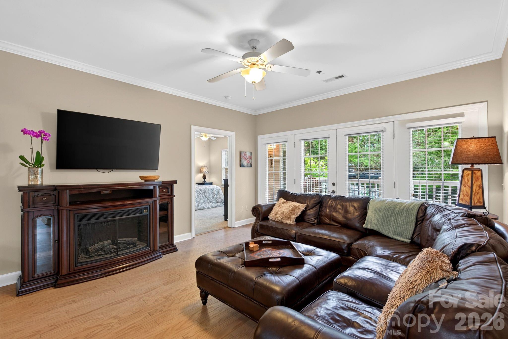 40 Hyannis Drive 202 Property Photo 24