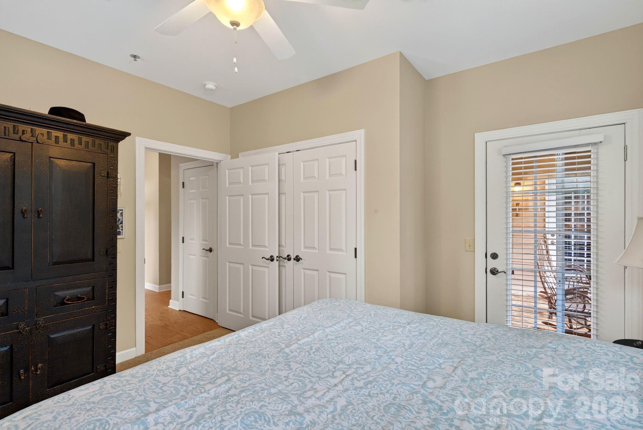 40 Hyannis Drive 202 Property Photo 30
