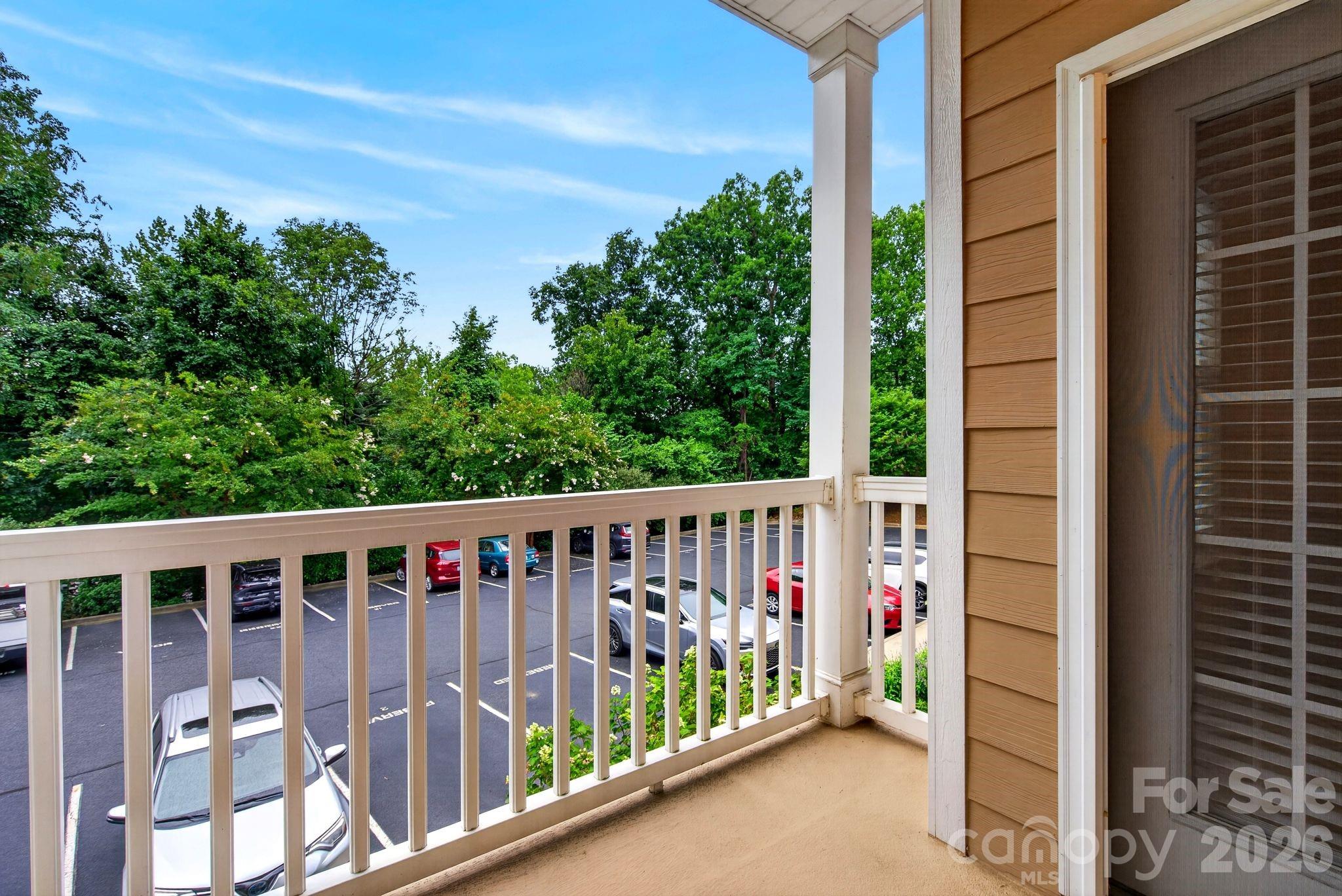 40 Hyannis Drive 202 Property Photo 37