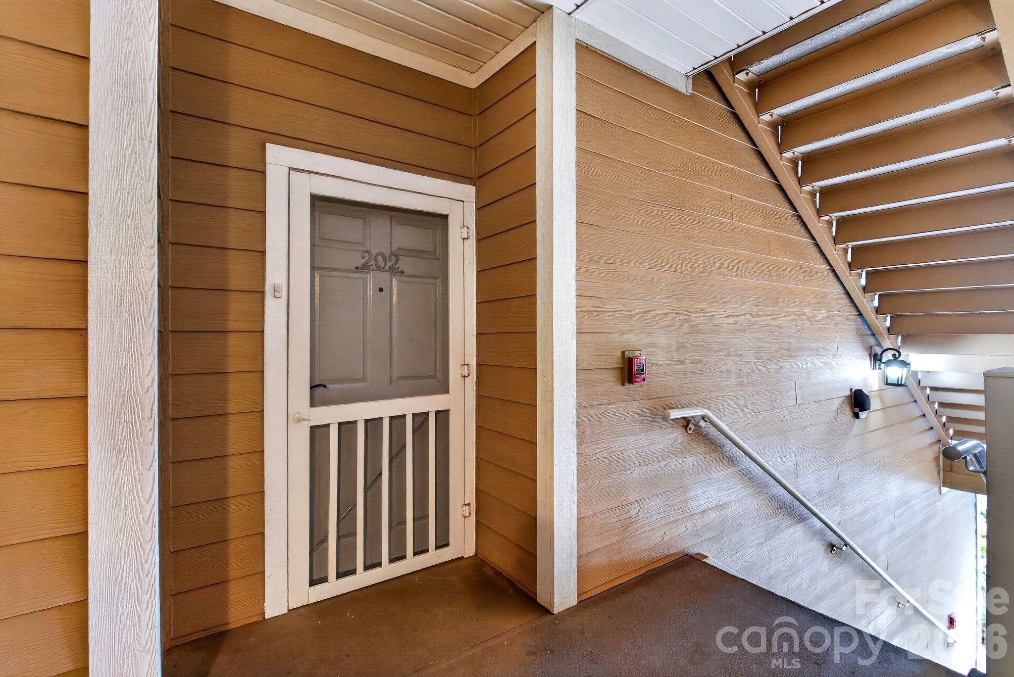40 Hyannis Drive 202 Property Photo 41