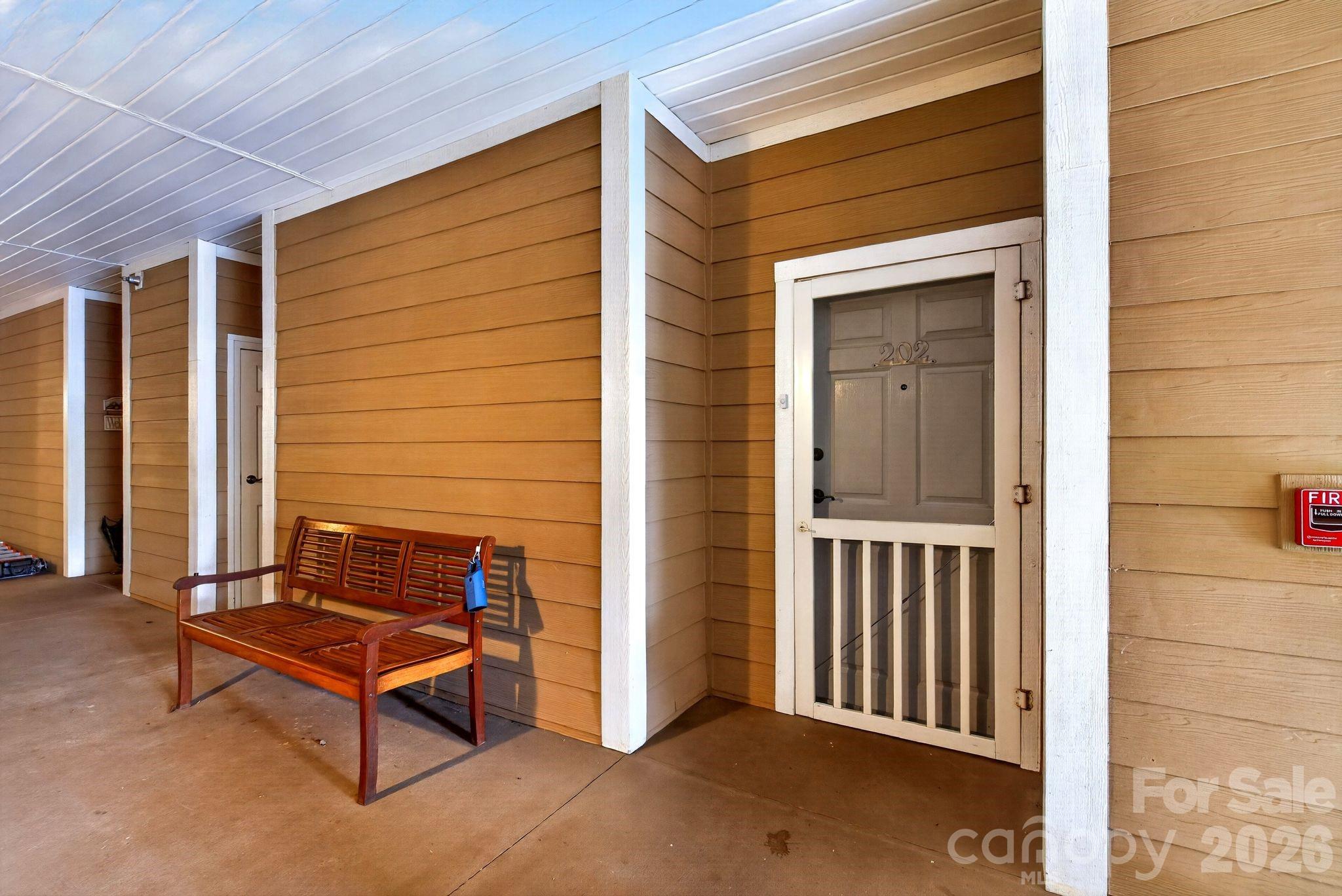 40 Hyannis Drive 202 Property Photo 42