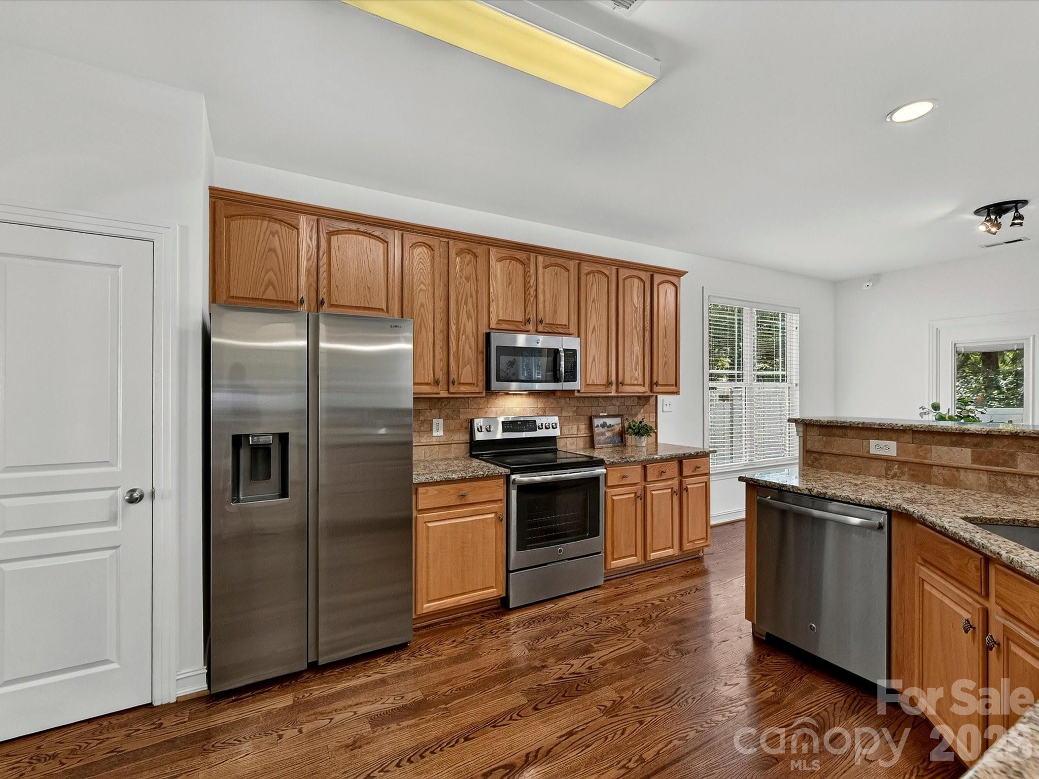 18814 Coachmans Trace Property Photo 9