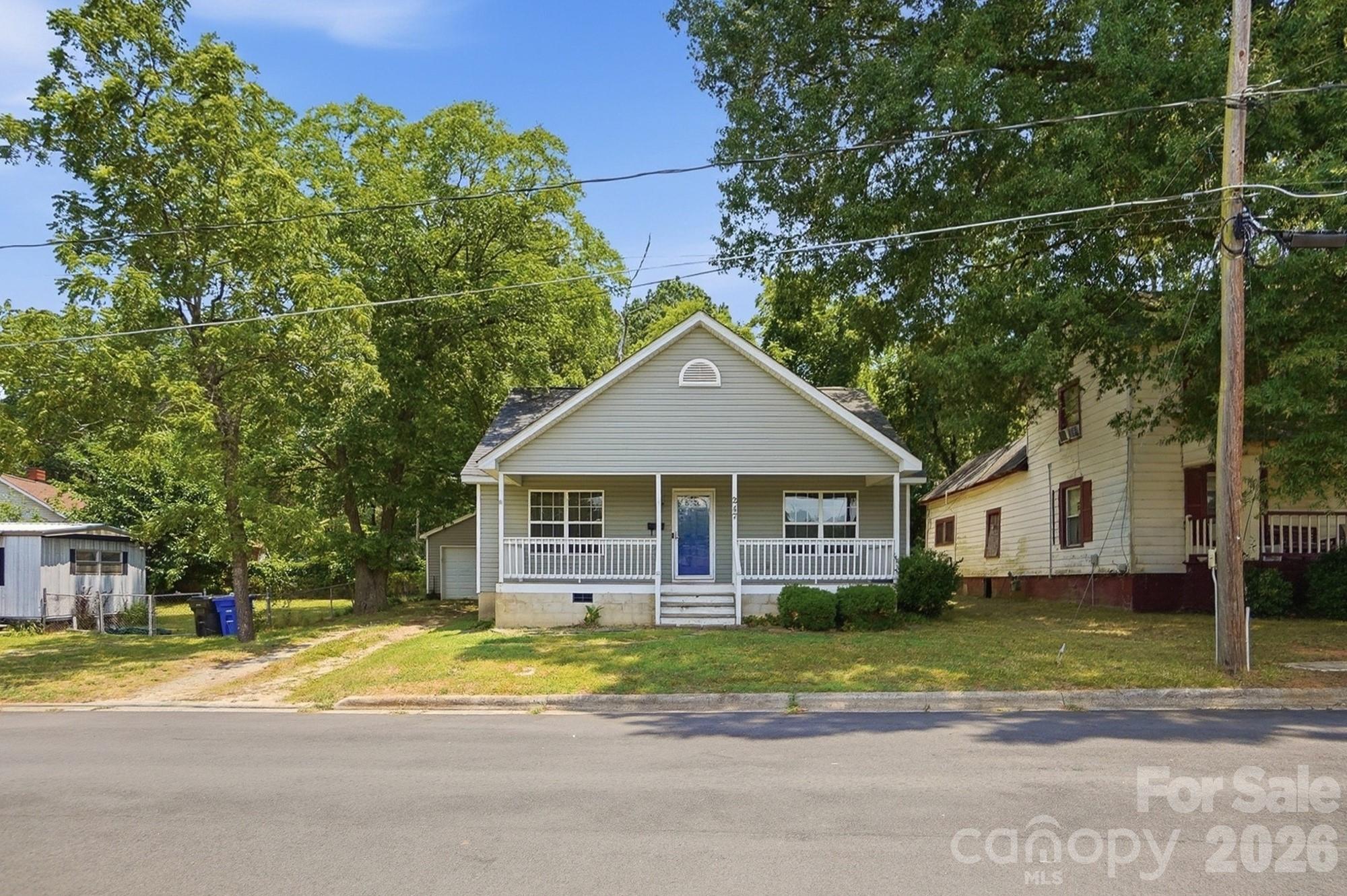 247 Troutman Avenue Property Photo 1