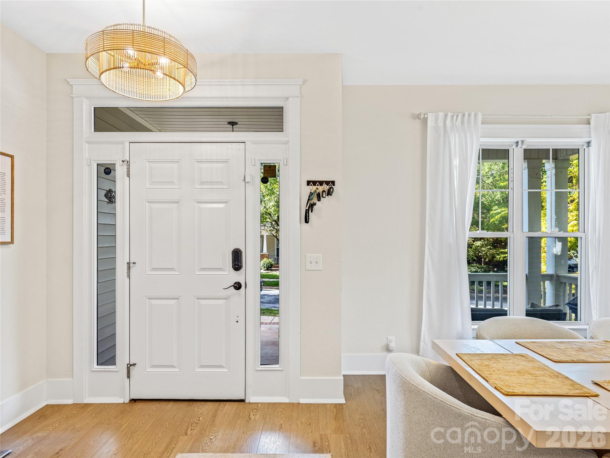 1513 Kentmere Lane Property Photo 2