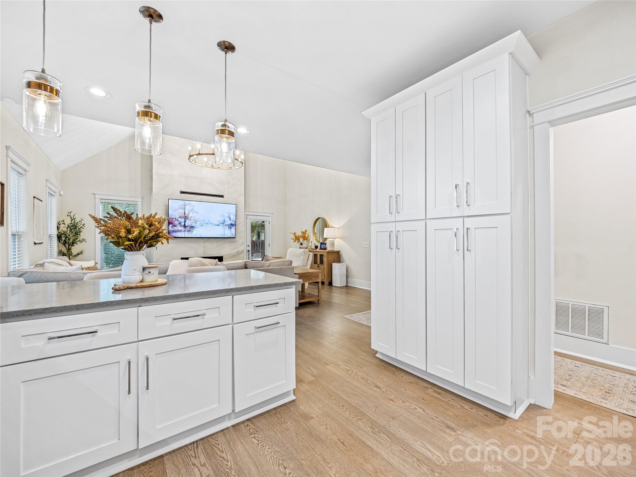 1513 Kentmere Lane Property Photo 10