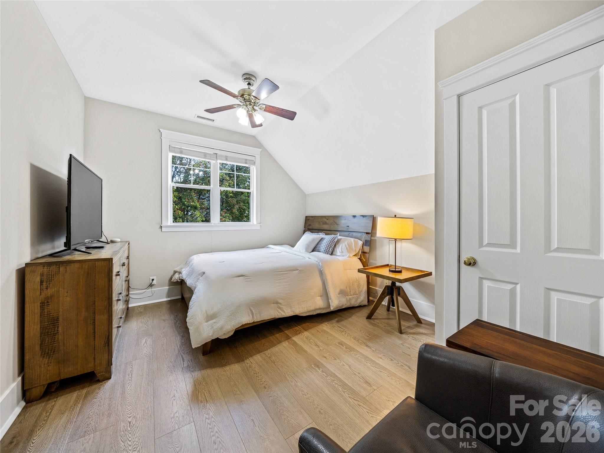 1513 Kentmere Lane Property Photo 25