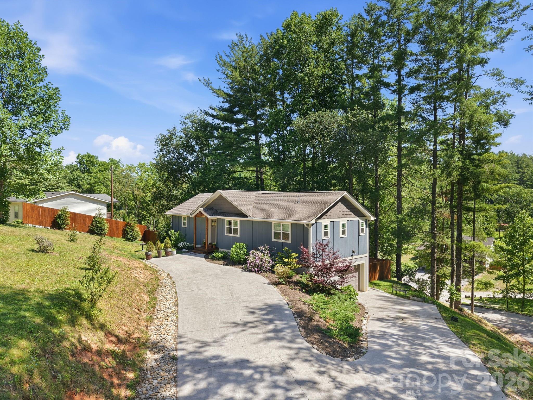 34 Aster Ridge Drive Property Photo 8