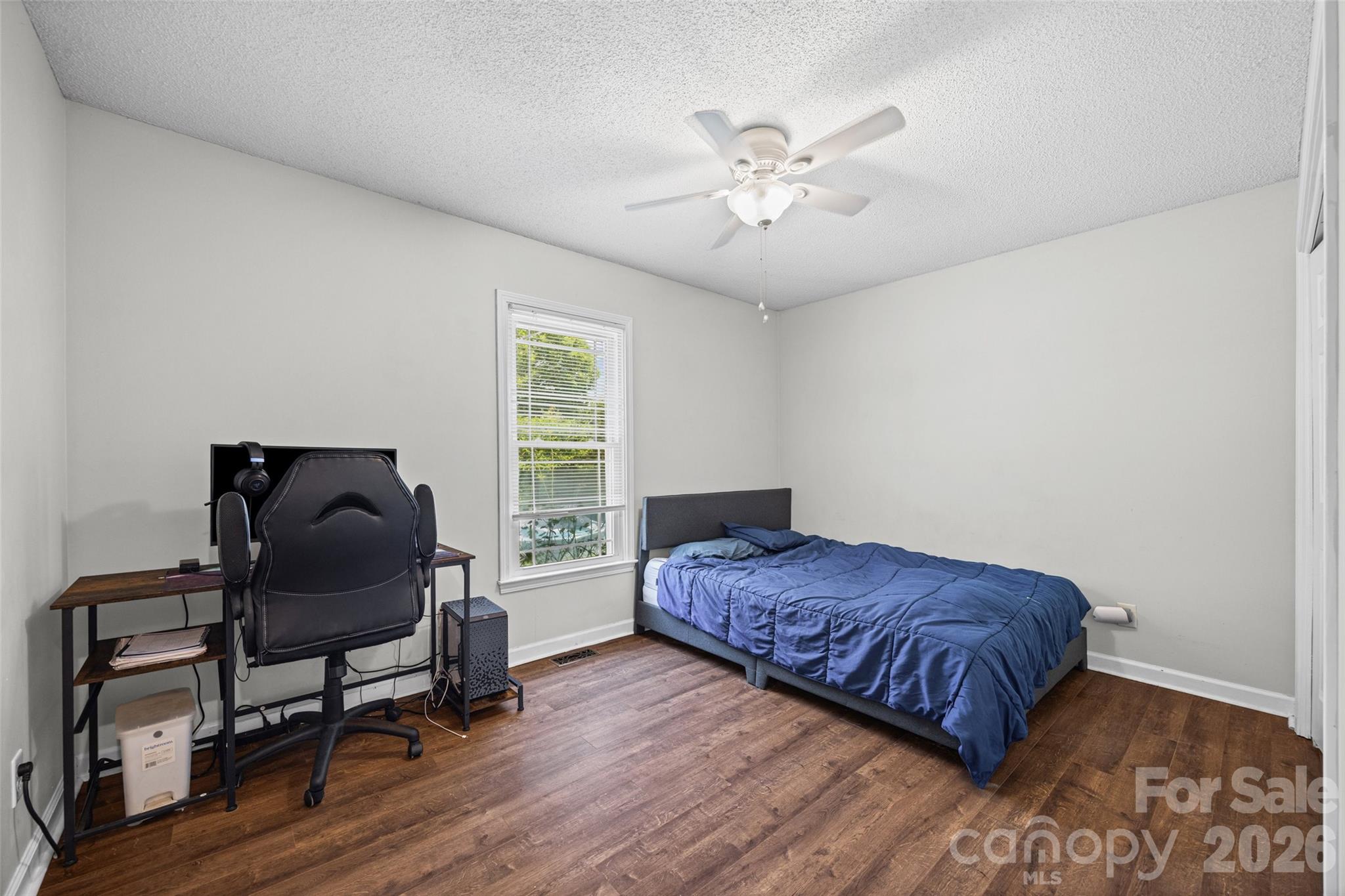 5240 Spring Glen Property Photo 14