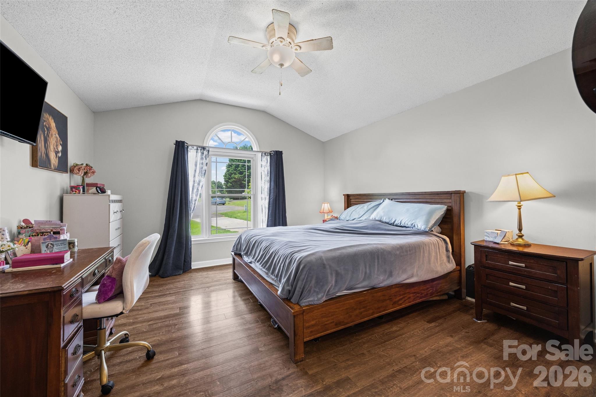 5240 Spring Glen Property Photo 17