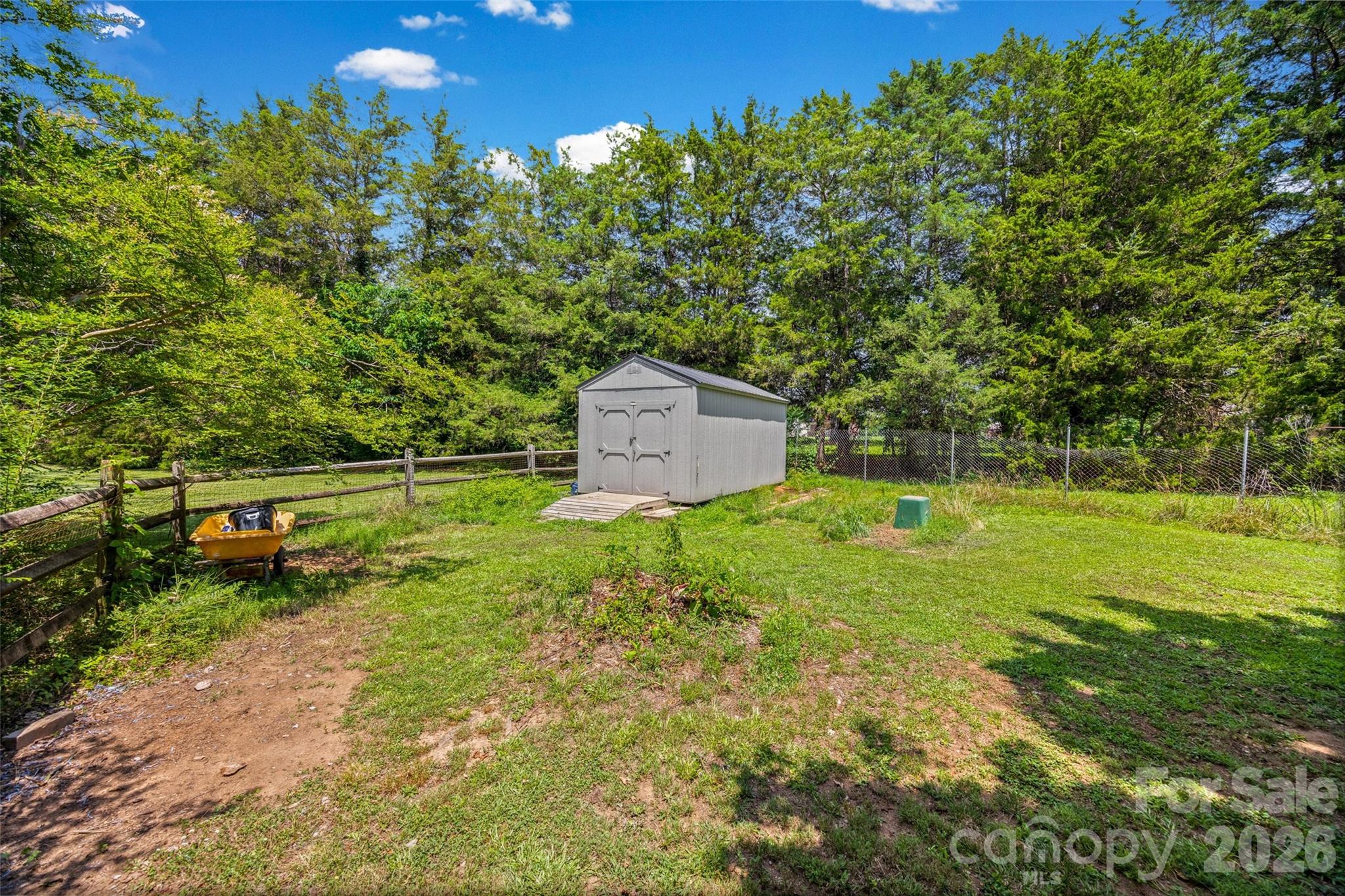 5240 Spring Glen Property Photo 23
