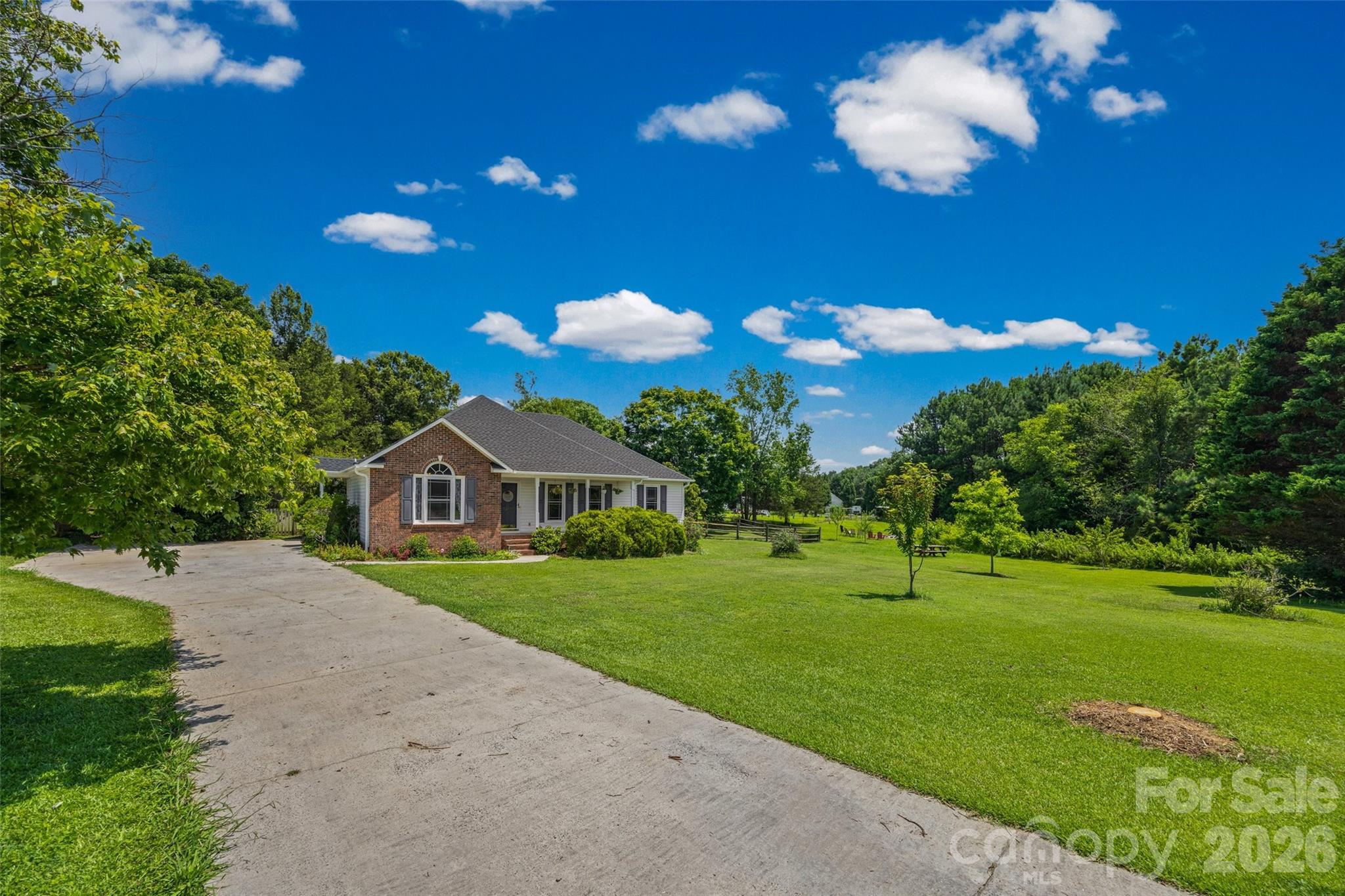 5240 Spring Glen Property Photo 24