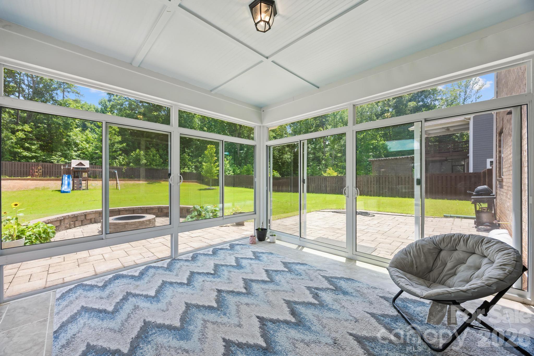 809 Brown Creek Drive Property Photo 19