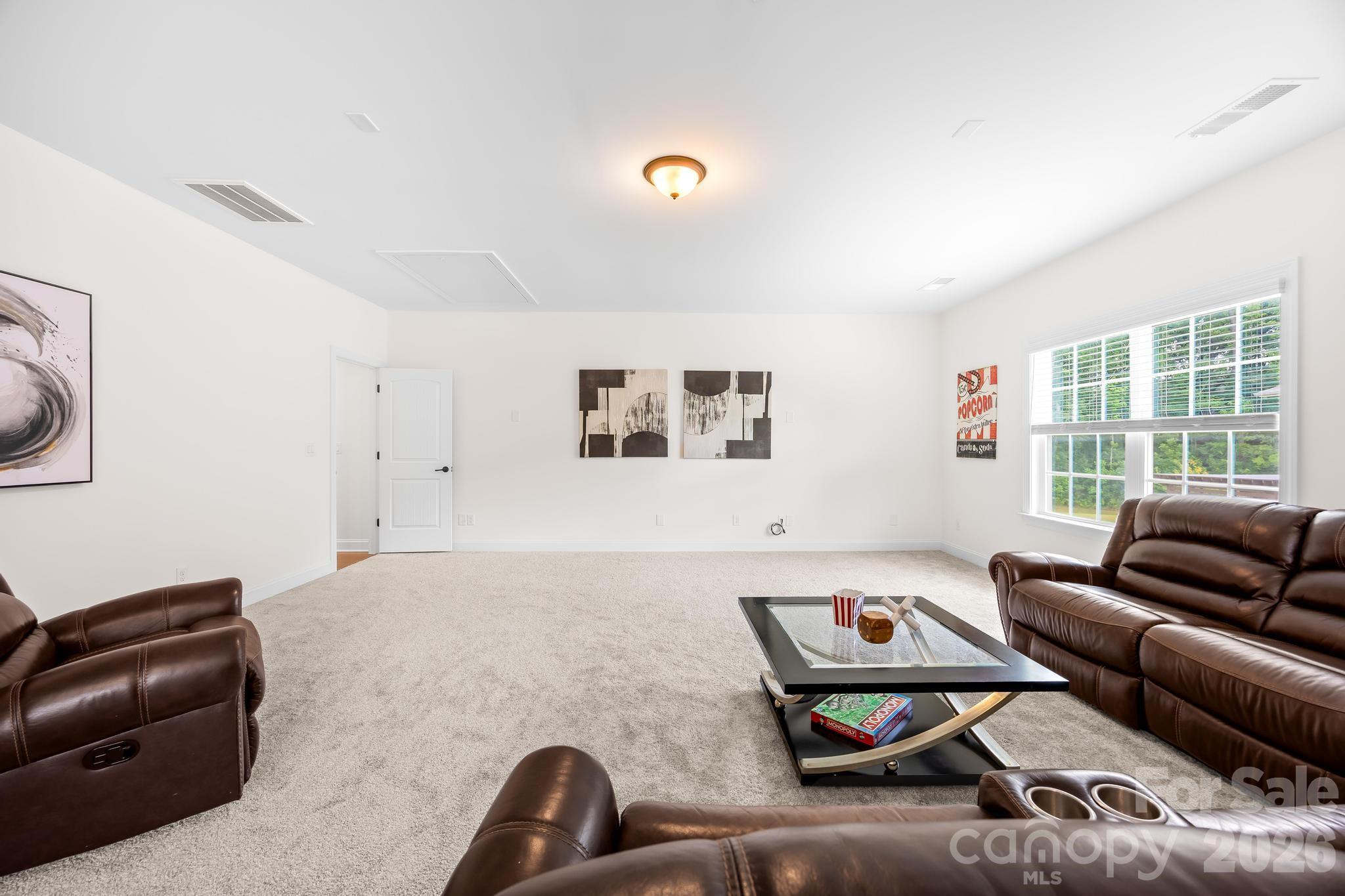 809 Brown Creek Drive Property Photo 26