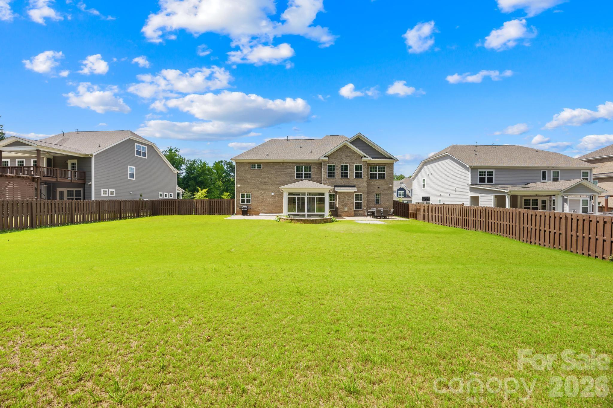 809 Brown Creek Drive Property Photo 35