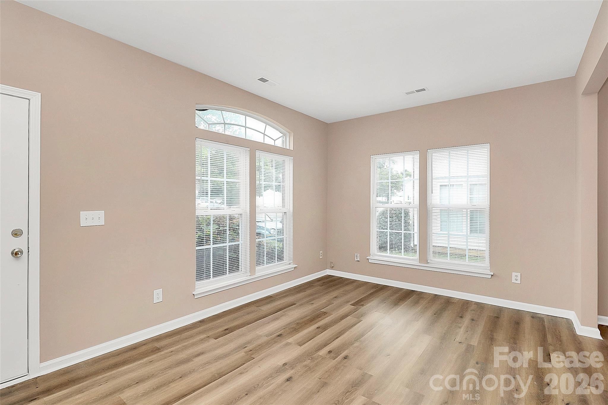 12260 Jessica Place Property Photo 7
