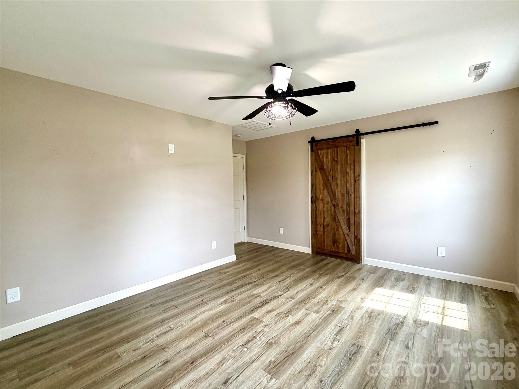 1027 Tabor Road Property Photo 11