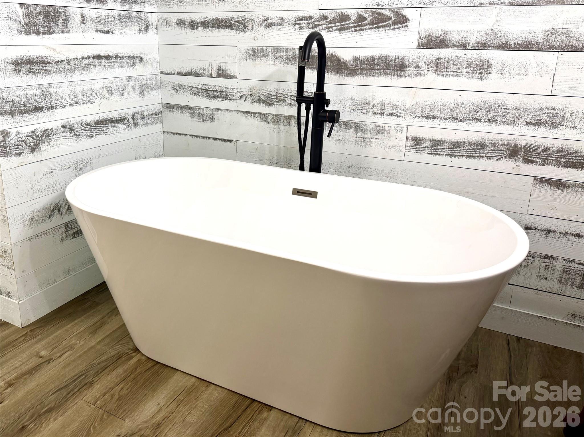 1027 Tabor Road Property Photo 12