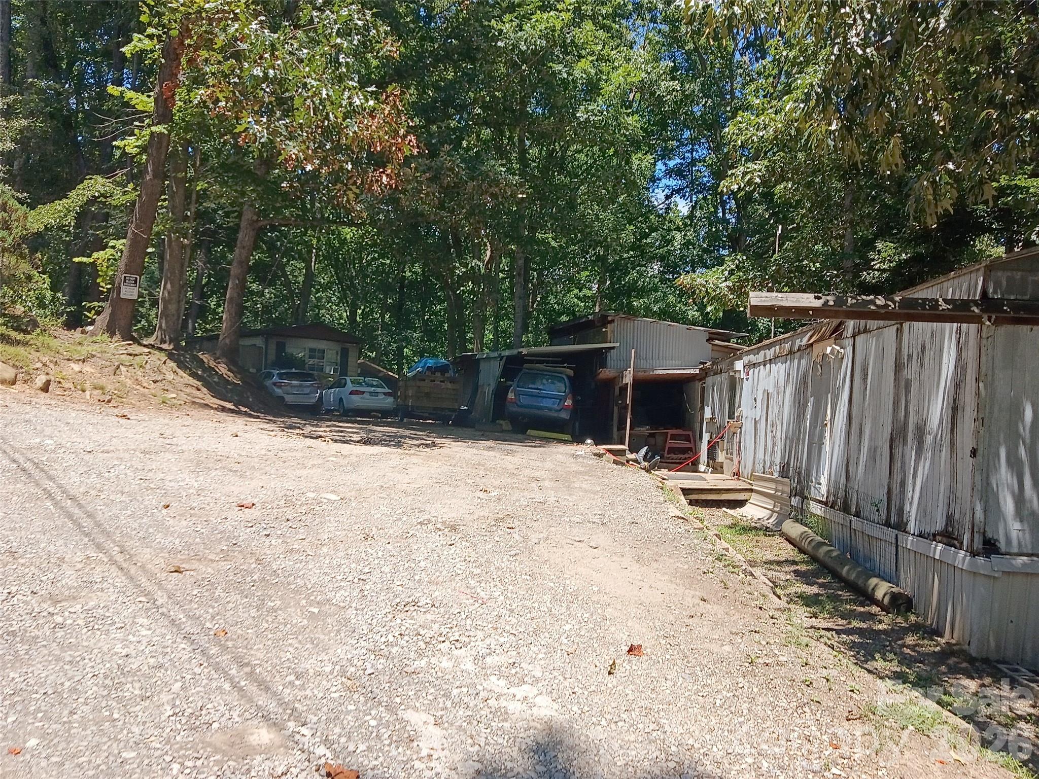 2 Jasmine Park Place Property Photo 8