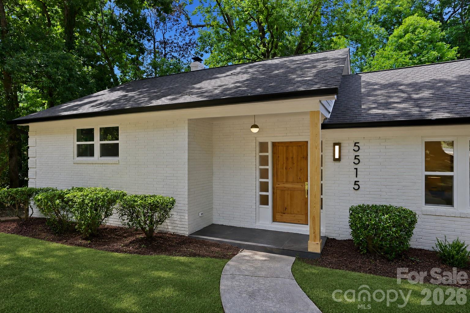 5515 Doncaster Drive Property Photo 2