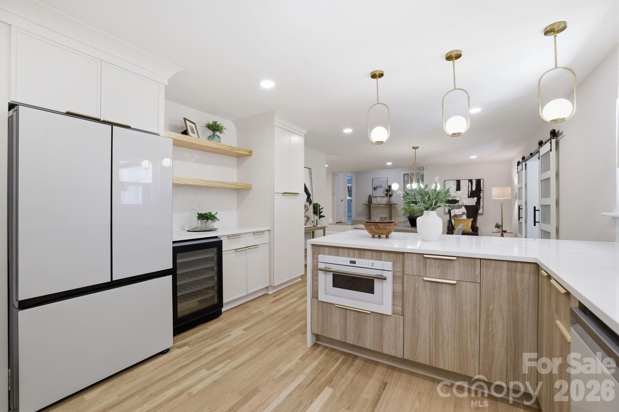 5515 Doncaster Drive Property Photo 10