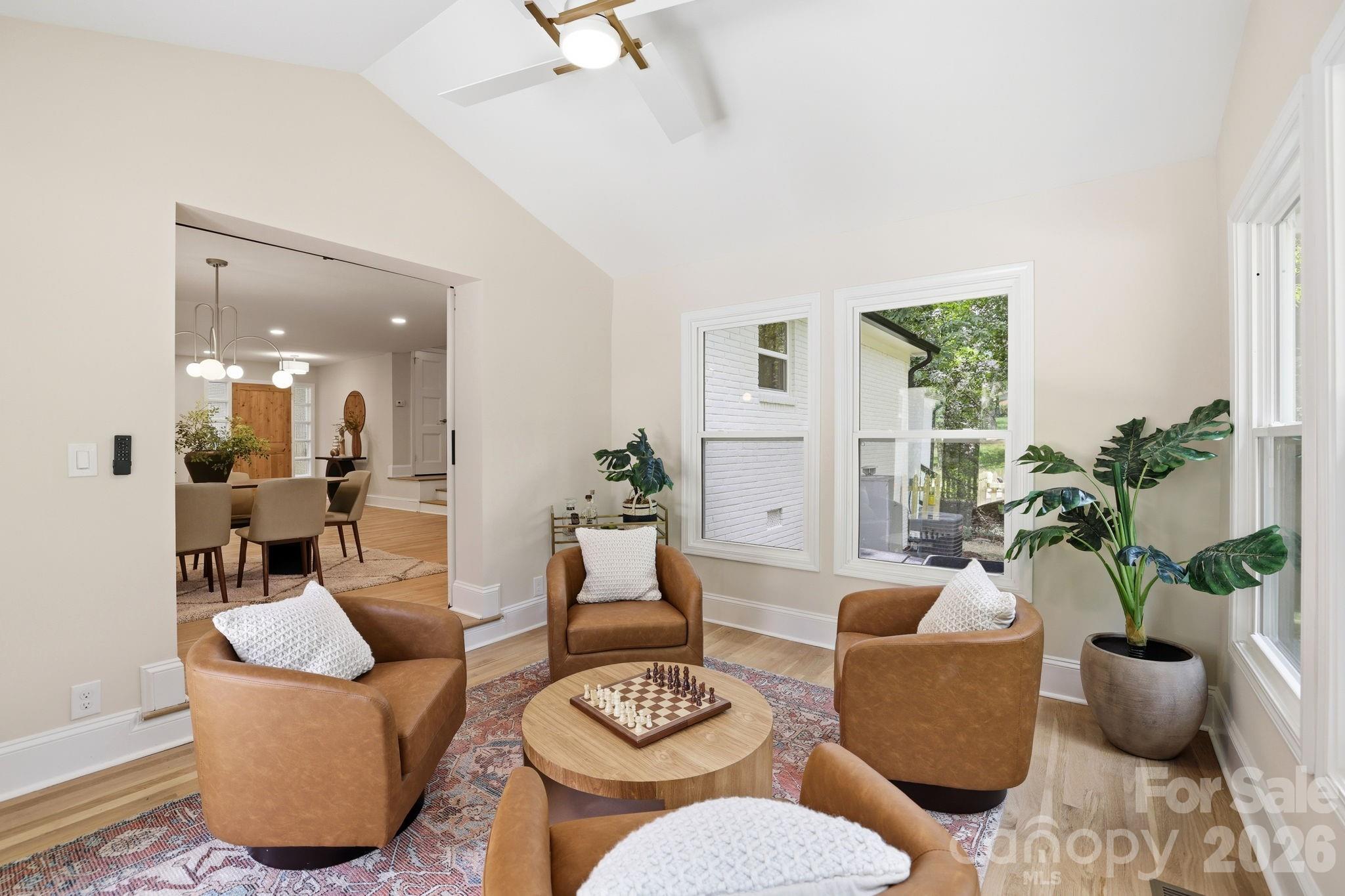 5515 Doncaster Drive Property Photo 22