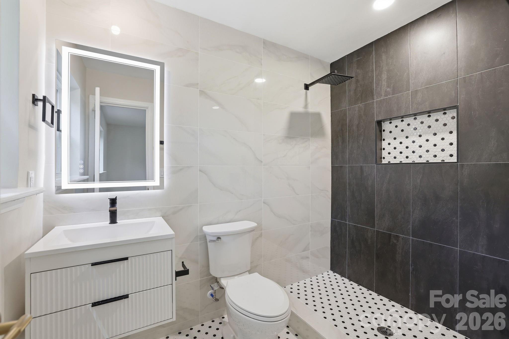 5515 Doncaster Drive Property Photo 23