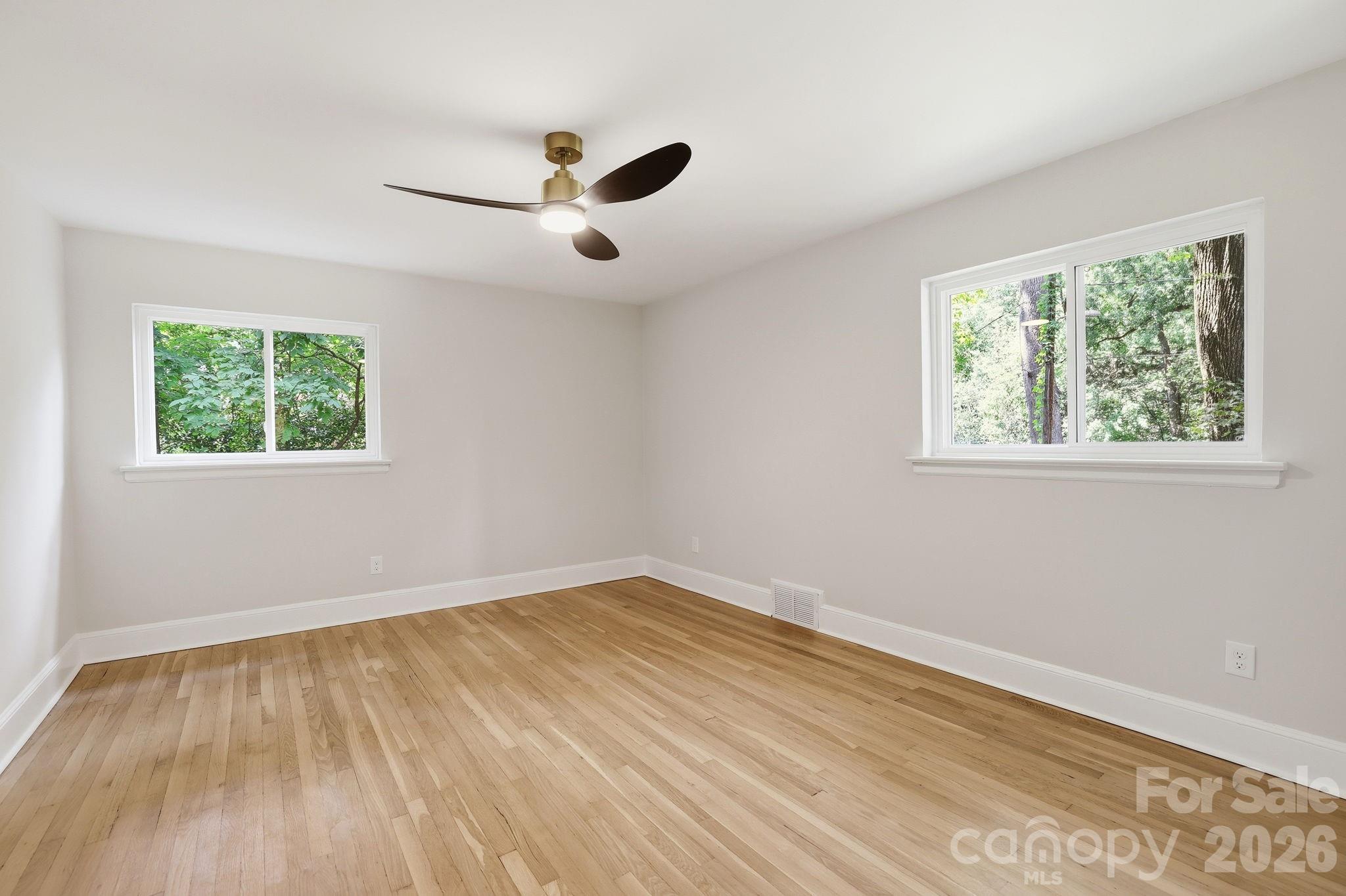 5515 Doncaster Drive Property Photo 25
