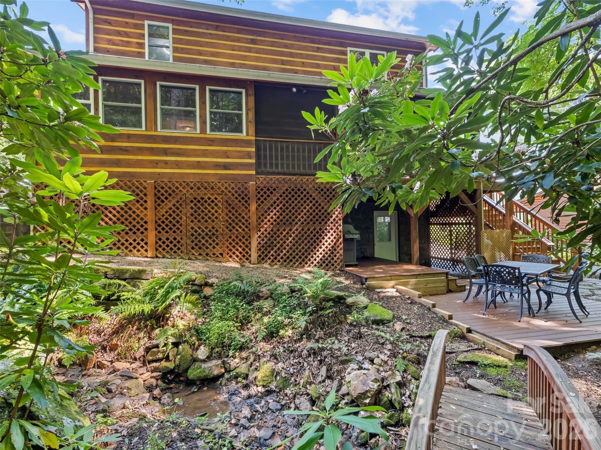171 Cripple Creek Drive Property Photo 3