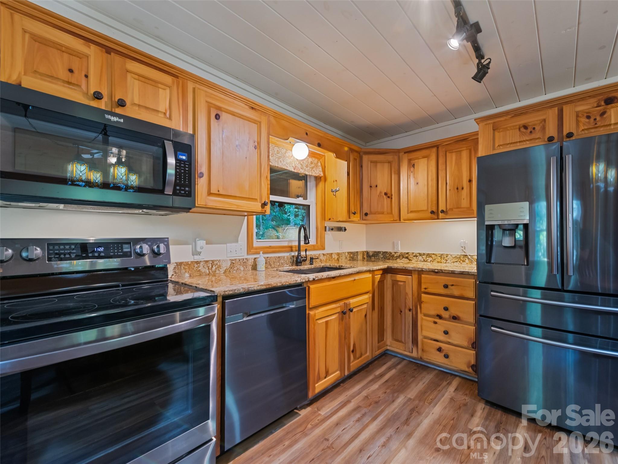 171 Cripple Creek Drive Property Photo 11