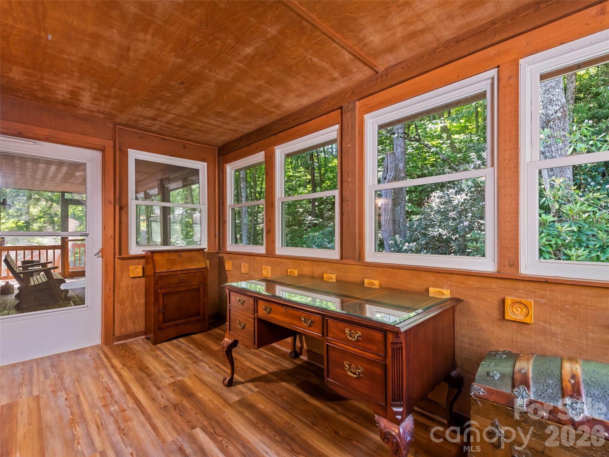 171 Cripple Creek Drive Property Photo 14